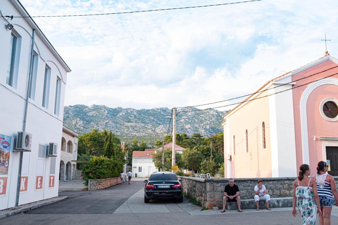 Mala Vila Селине Екстериор снимка